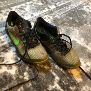 Kobe Christmas 🏀 shoe men’s